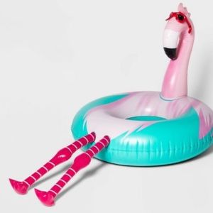 Inflated dimensions: 45.7" x 45.7" x 79.1"